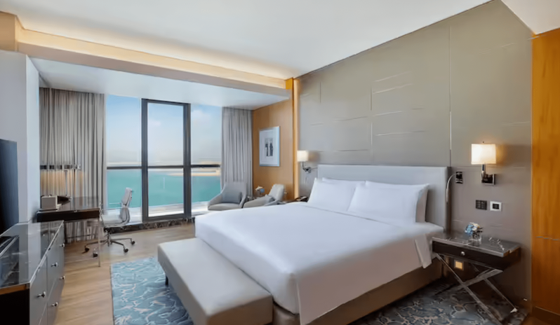 Executive One Bedroom Suite with Sea View